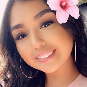 Meet your Posher, Amairani